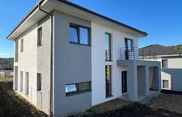 Casa individuala de vanzare, CF, 150 mp utili, 500 mp teren, Campenesti 