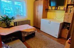 Apartament de 3 camere decomandate, 65 mp, balcon, zona Arinilor