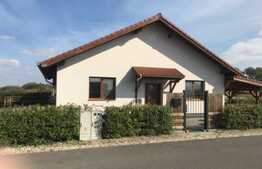 Casa de 100 mp, 500 mp teren, zona Stupini