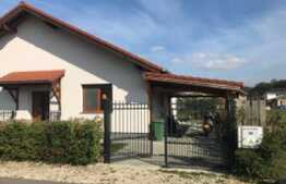 Casa de 100 mp, 500 mp teren, zona Stupini