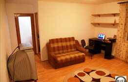 De inchiriat apartament 3 camere, 45 mp, zona Piata Hermes