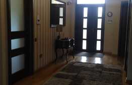 Casa individuala, 267 mp util, 800 mp teren, Andrei Muresanu 