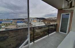 Apartament 3 camere, 52 mp, etaj intermediar, finisaje lux, zona Vivo