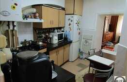 Vanzare garsoniera, 28 mp, boxa subsol, complet mobilata, zona strazii Traian