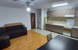 Apartament 3 camere, semidecomandat, 66 mp, zona Parang