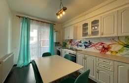Apartament de 2 camere, 55 mp, parcare, zona Petrom