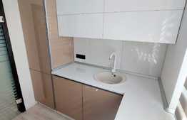 Apartament modern de 3 camere, 80 mp, 2 bai, zona Vivo