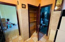 Investitie! Apartament de 2 camere, decomandat, etaj intermediar, zona BIG!