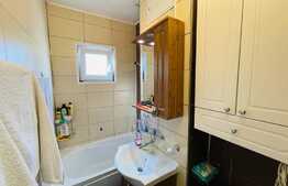 Reducere de toamna! Apartament de 3 camere, 47 mp, etaj intermediar, zona Parang 