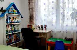 Apartament de 3 camere, 66 mp, parcare, zona Astra