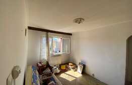 Apartament 2 camere, semidecomandat, 35 mp, Florilor