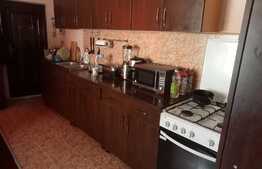 Apartament 3 camere, 100 mp, zona Piata Sfatului