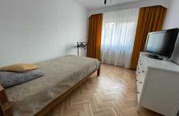 Apartament de 3 camere, 64 mp, parcare, zona strazii Intre Lacuri