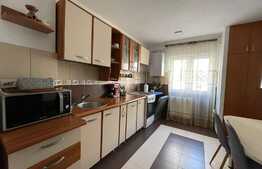 Apartament de 3 camere, 64 mp, parcare, zona strazii Intre Lacuri