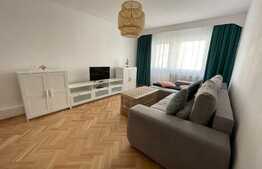 Apartament de 3 camere, 64 mp, parcare, zona strazii Intre Lacuri