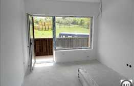 Apartament de vanzare, 3 camere 56 mp, cu loc de parcare. Semifinisat!