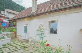 Casa individuala de 80 mp , teren 191 mp, zona Schei . 