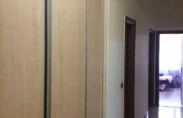 Apartament 3 camere, 82mp, in Isaran pretabil pentru afacere 