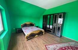 Casa spatioasa cu 600 mp teren, Tarlungeni