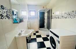 Casa spatioasa cu 600 mp teren, Tarlungeni