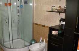 Vanzare apartament 2 camere, 51.08 mp utili, zona Campului