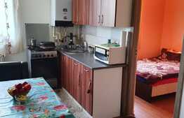 Apartament 2 camere, 37 mp, decomandat, zona Stejarului