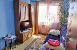 Apartament de 3 camere decomandate, 52 mp + balcon, etaj intermediar, zona Mehedinti