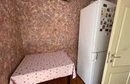 Apartament 3 camere, decomandat, 70 mp, zona strazii Bucuresti