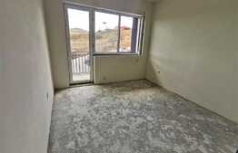 Apartament 3 camere, 64 mp, semidecomandat, zona Teilor