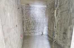 Apartament 3 camere, 64 mp, semidecomandat, zona Teilor