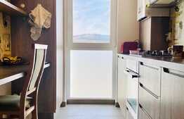 Apartament de 2 camere, modern, garaj, AC, zona Grand Hotel Italia