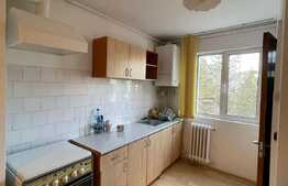 Apartament 3 camere, decomandat, 65 mp, zona strazii Ciucas