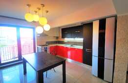 Apartament 3 camere, 98 mp, 2 balcoane, garaj, etaj intermediar, Zorilor