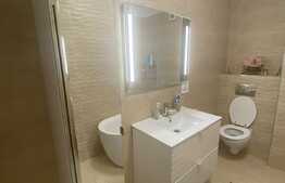 Apartament de lux, 3 camere, 77 mp, terasa 14 mp, parcare, zona Eroilor