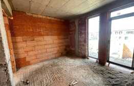 Duplex de 101 mp, 250 teren, terasa circulabila, zona Avram Iancu 