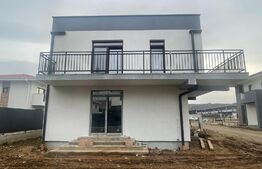 Duplex de 101 mp, 250 teren, terasa circulabila, zona Avram Iancu 