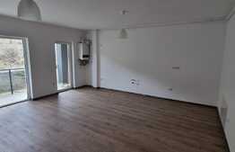 Apartament 2 camere, 53 mp, etaj intermediar,parcare inclusa, zona Teilor