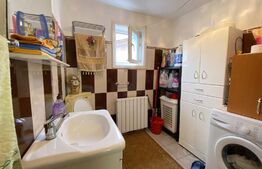 Casa individuala cu 2 intrari: 130 mp utili, 700 mp teren, zona linistita, Apahida