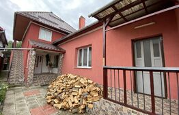 Casa individuala cu 2 intrari: 130 mp utili, 700 mp teren, zona linistita, Apahida