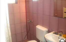 In zona Real, apartament la mansarda, 41 mp 2 camere semidecomandate