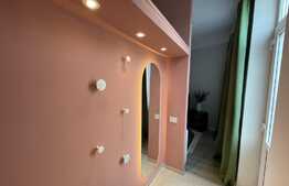 Garsoniera spatioasa, 43 mp, lux, curte, zona strazii Bucuresti