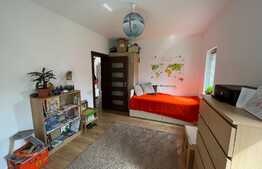 Apartament 3 camere, 60 mp, gradina 139 mp, parcare, zona Fagului