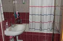 Apartament 3 camere,70 mp utili, zona Profi, loc parcare si boxa inclusa