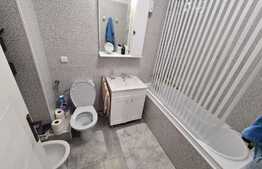 Apartament 3 camere, 2 bai, balcon, parcare, zona strazii Fagului