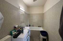 Apartament 2 camere, 40 mp, semidecomandat, zona Stejarului