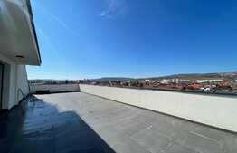Penthouse 3 camere, 71 mp, parcare, zona strazii Traian Vuia