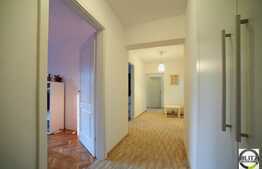 Apartament 3 camere de vanzare, 69 mp utili, zona Casa Piratilor, cu garaj