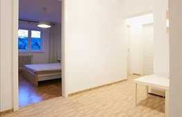 Apartament 3 camere de vanzare, 69 mp utili, zona Casa Piratilor, cu garaj