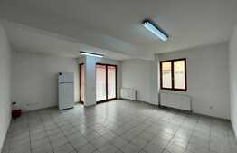 Apartament 3 camere, 67 mp, parcare, zona Lidl