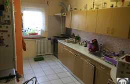 Vanzare apartament, 4 camere, 78 mp, boxa subsol, zona strazii Fabricii